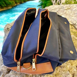 Vintage Toiletry Dopp Travel Bag Black Nylon Made in Taiwan Many Zippers - Picture 1 of 11