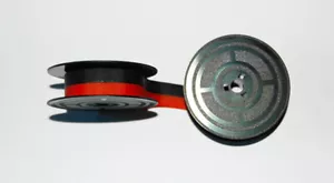 21.st - BOBINA NASTRO NERO/ROSSO PER MACCHINA DA SCRIVERE OLIVETTI LINEA 98 - Foto 1 di 2