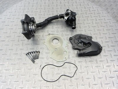 Honda CTX700 CTX700N 2014 14-17 cubierta de bomba de agua termostato  Foto 1 de 4