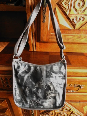 Sacoche + portefeuille motif photos rétro noir et gris  - Photo 1/4