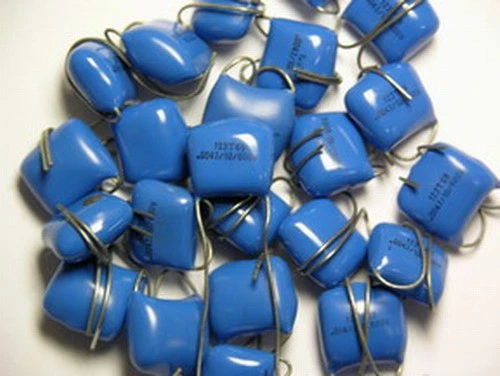 25 condensadores de película de poliéster 10 % radial vintage 123T69 .0047UF 600 V Foto 1 de 1