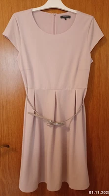 Montego Kleid, altrosa, knielang, mit silbernem Gürtel (Gr. 44) - Bild 1 von 3