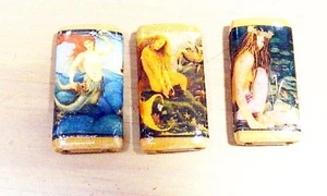 "THREE" Decoupage Wooden Beads -1.75" long see details -Unique Excellent - Foto 1 di 6