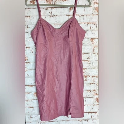 Vestido de imitación de cuero rosa Intimately by Free People Foto 1 de 4