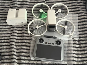 DJI Flip Drone Fly More Combo With RC 2 Controller .. Read DESC - Picture 1 of 3