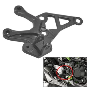 Reposapiés delantero izquierdo soporte clavija para Kawasaki Z900 Z 900 2017-2023 2022 - Imagen 1 de 5