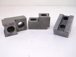 USED SET OF 3 SERRATED LATHE CHUCK JAWS (MODIFIED) (3.33" OAL) - Bild 1 von 1