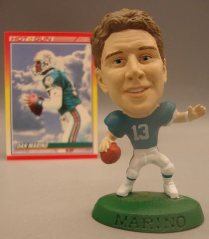 LOOSE 1997 CORINTHIAN HEADLINER FIGURE DAN MARINO MIAMI DOLPHINS Cover
