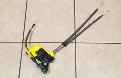 2016-2021 Kia Sportage W/O SmartKey Passenger Rear Door Latch 81420-D9000FFF - Image 1 of 4