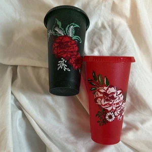 Starbucks Holiday Roses Red & Green Glitter Plastic Cold Drink Cup 24oz - Picture 1 of 8