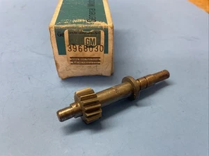 67-73 Chevy GM Steel Speedometer Driven Gear 16 Tooth ~ NOS ~ Pickup Blazer Etc. - Picture 1 of 5