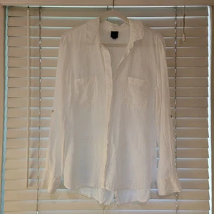 Saks Fifth Avenue 100% Linen Shirt Size Medium White Long Sleeve Back Slit Tunic - Picture 1 of 7