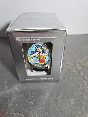 Винтажные часы Armitron Wonder Woman 36 мм DC Comics светящиеся стрелки новый аккумулятор - Изображение 1 из 4