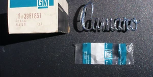NOS GM 3981851 Front Fender Emblem 1970 1971 Chevy Camaro - Bild 1 von 10