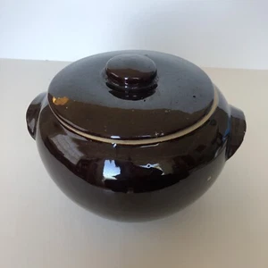 Vintage Squat Shape Dark Brown Stoneware Bean Pot With Lid + Handles - Has Chips - Picture 1 of 11