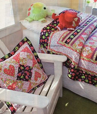 Elephants On Parade Quilt Pattern Pieced/Applique KW - Image 1 of 2