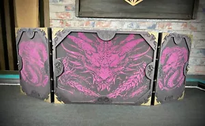 Dungeon Master Screen, DM screen, Dragon Design Engraved Felt Front For D&D - Picture 1 of 12