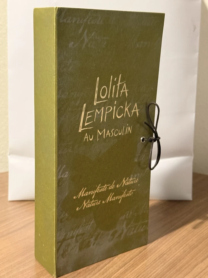 SET 3 PIEZAS Au Masculin por Lolita Lempicka 3,4 oz / 100 ml Edt + Gel de ducha + After Sh Foto 1 de 4