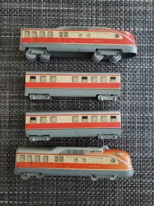 Vintage Post-war HO scale Distler Trans Europ Express Diesel Locomotive set - Picture 1 of 17