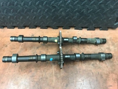 Кулачки и цепные шестерни 2004 Suzuki GSX600F Katana - Изображение 1 из 4