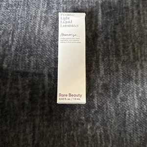 Rare Beauty Positive Light Liquid Luminizer Highlighter - Mesmerize - .43 fl oz - Picture 1 of 1