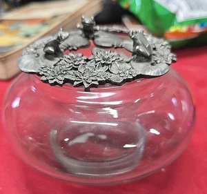 Frogs On Lily pads Rawcliffe Pewter Round Trinket Potpourri Jar - Picture 1 of 2
