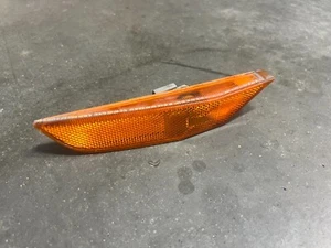 2003 2004 Infiniti G35 Sedan Front Left Driver Side Market Turn Signal OEM 7085 - Picture 1 of 8