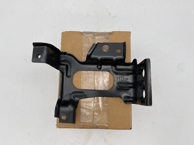 2000-2002 Mitsubishi Eclipse Driver Front Fog Lamp Light Bracket OEM MR339863 - Image 1 of 4