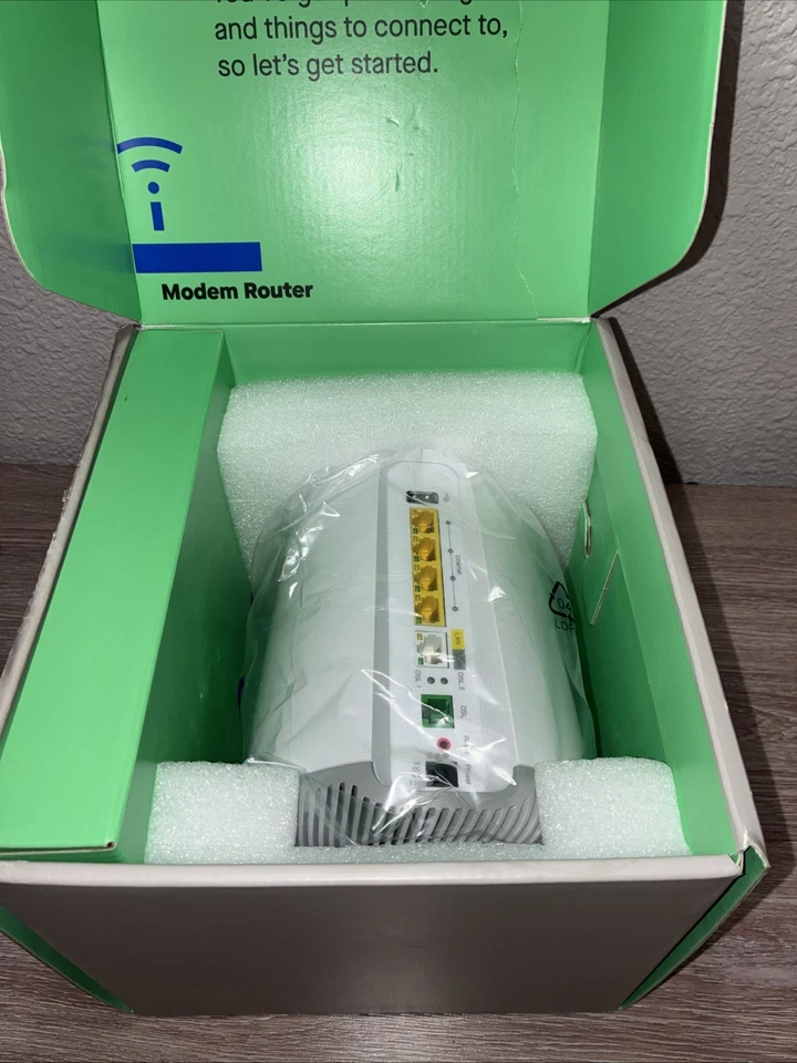 Módem CenturyLink C4000BG GreenWave VDSL/ASDL - Caja rota Foto 1 de 4