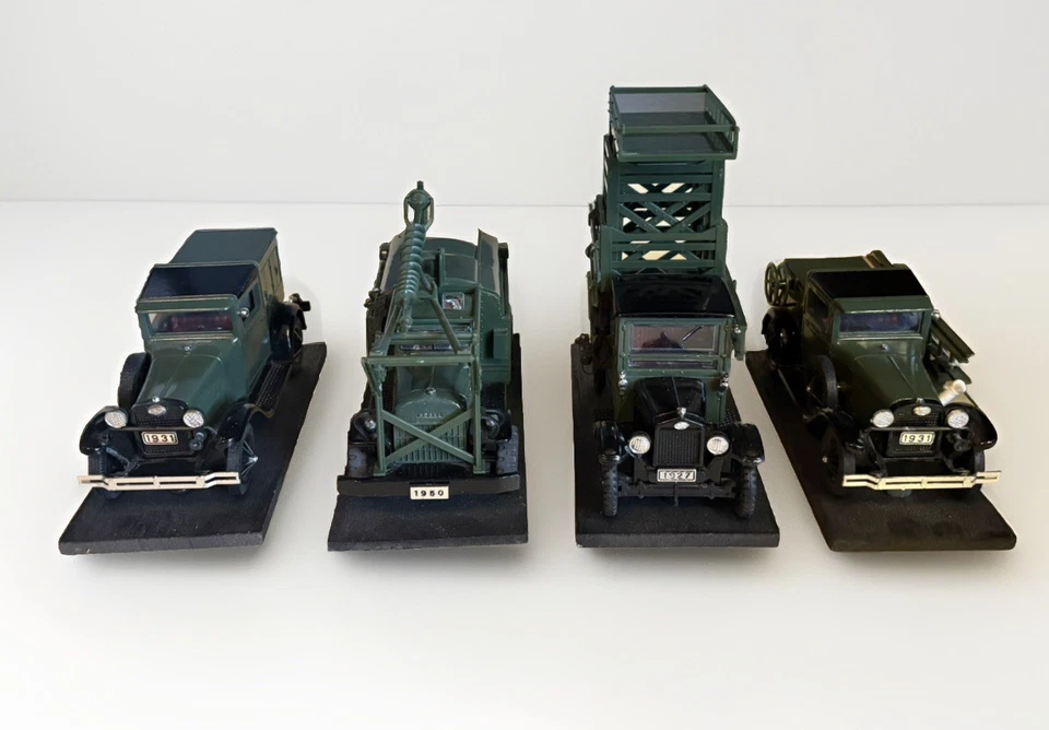 Juego De Colección (4) Camiones Die-Cast-Modelos Ford A Bell, TT y Lineman. Dodge Power Wagon Foto 1 de 4