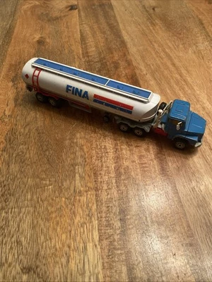 MAJORETTE FRANCE SERIE 3000 CAMION SCANIA SEMI REMORQUE CITERNE FINA MIB - 1980 - Photo 1/4