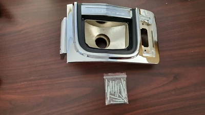 1965 Dodge Coronet 500 Taillight Housings (Driver/LH) - Imagem 1 de 2