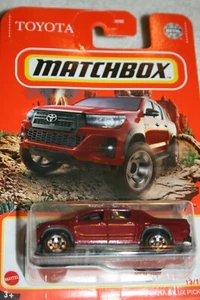 2021 Matchbox ROT 2018 Toyota Hilux Pickup #13 13/100 Basic Auto NEU 4 TÜRER LKW - Bild 1 von 6
