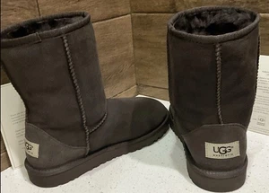 UGG Mujer Clásico Mini II Botín Botines Marrón Chocolate Oscuro - Nuevo Talla 4 - Imagen 1 de 7