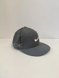 Cappello da baseball Nike Golf VrS 20Xi grigio Dri Fit da uomo Flexfit usato a malapena - Foto 1 di 6