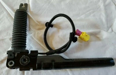 HYUNDAI EQUUS 2014 2015 2016 PASAJERO DELANTERO DERECHO CINTURÓN DE SEGURIDAD HEBILLA TENSOR Foto 1 de 3