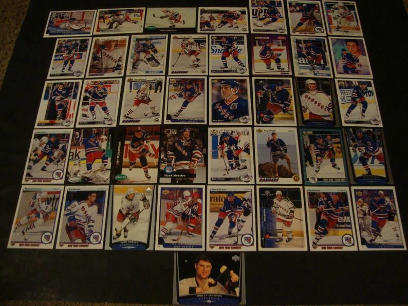 2000-01 to 2018-19 Single Hockey Cards. You pick from the pull down menu. - Image 1 of 1