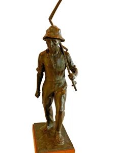 Turi Weinmann  (German, 1883-1950) Signed Bronze Worker with Scythe 17" Tall - Picture 1 of 7
