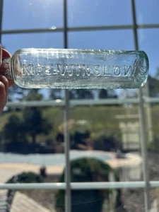 1890er Aqua Mrs. Winslow's Baby Killer beruhigender Sirup Kur - Curtiss & Perkins - Bild 1 von 7