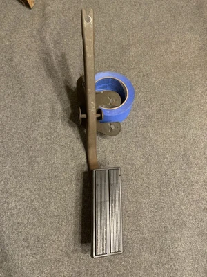 1980-1986 F100 F150 F250 F350 Ford Bronco Gas Pedal Throttle Accelerator OEM - Image 1 of 4