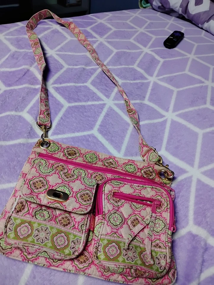 Bandolera Maggi B rosa y verde. Foto 1 de 4