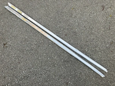 Molduras de molduras de panel de cuarto de 4 puertas Chrysler Newport Saratoga Windsor 62 USADAS Foto 1 de 4