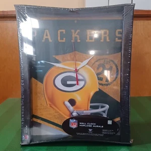 Green Bay Packers High Definition Throwback Wall Clock Wincraft NFL - Picture 1 of 3