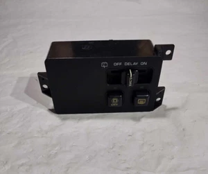 96 97 98 Jeep Grand Cherokee Rear Wiper Defroster Switch 758143 62552B OEM - Picture 1 of 7
