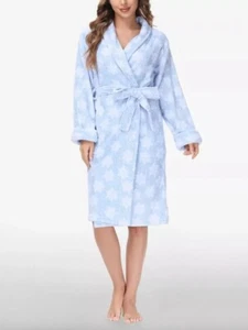 Women's Luxurious Ultra-Soft Printed Plush Robe - Blue Snowflake. Fall and Winte - Picture 1 of 3