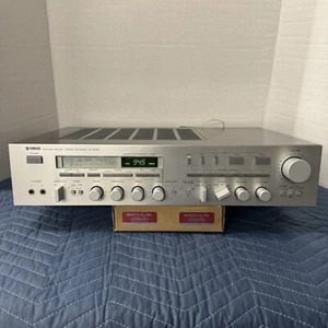 RECEPTOR ESTÉREO AM/FM YAMAHA R-1000 VINTAGE - REPARADO - LIMPIADO - PROBADO - Imagen 1 de 9