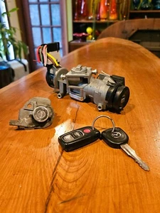2007 MAZDA 3 MAZDASPEED3 IGNITION SWITCH LOCK, KEY, DOOR LOCK - OEM MANUAL TRANS - Picture 1 of 4