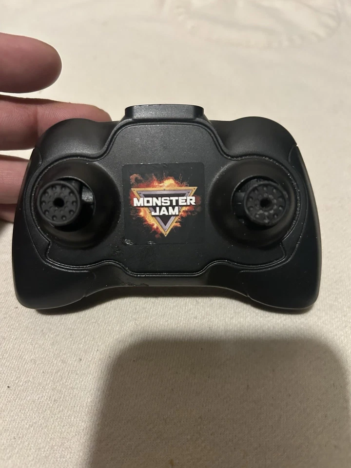 Monster Jam 1:24 Grave Digger / El Toro RC 2.4GHz Remote Control Only 66803TX - Image 1 of 1