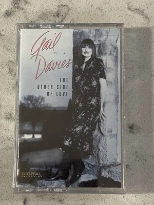 The Other Side of Love by Gail Davies CASSETTE, NEW AND SEALED Foto 1 de 2