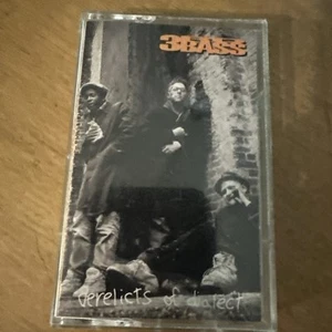 3rd Bass – Derelicts of Dialect Cassette Tape 1991 Def Jam Rap Hip-Hop Vintage - Picture 1 of 3